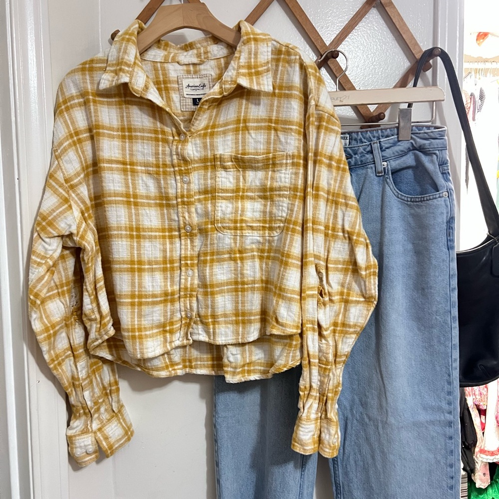American Eagle Outfitters Yellow Checkered Shirt only